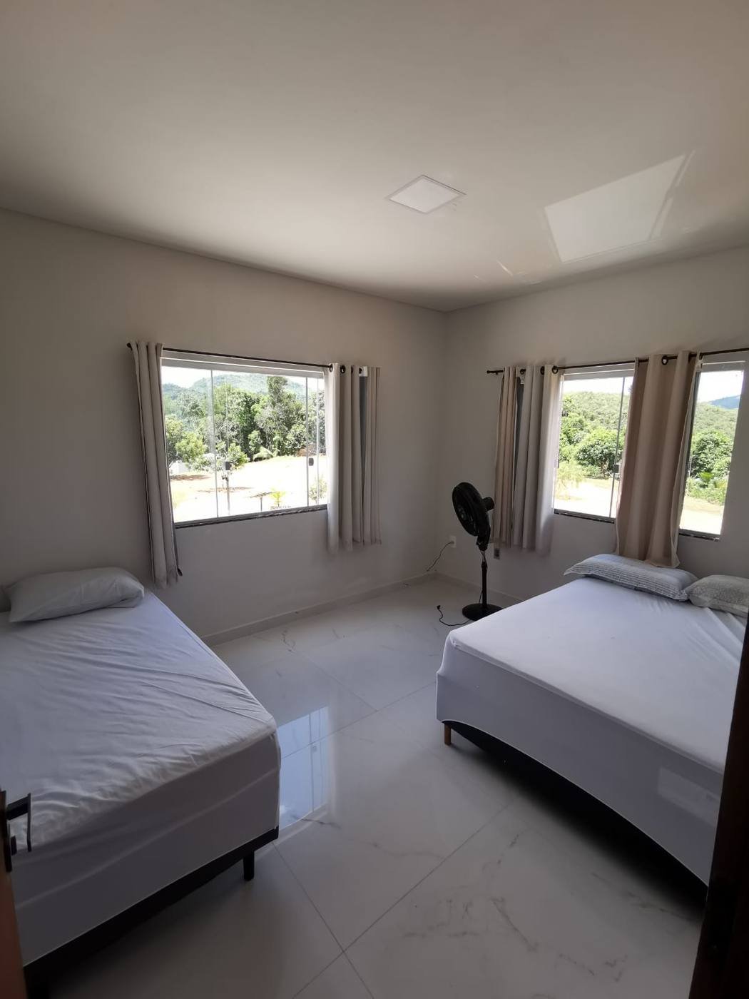 Quarto com vista para a serra